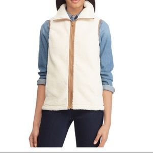 NWOT Chaps cream Sherpa fleece vest